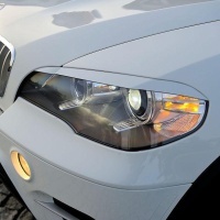 Mra��tka p�edn�ch sv�tlomet� BMW X5 E70 -- rok v�roby 2007-13