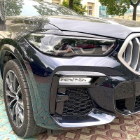 Mra��tka p�edn�ch sv�tlomet� BMW X6 G06 -- od roku v�roby 2018- (�ern� lesk)