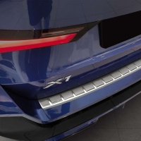 Kryt prahu zadních dveří BMW X1 U11 / iX1 U11 BEV M-packet -- od roku výroby 2022- Kryt prahu zadních dveří BMW X1 U11 / iX1 U11 BEV M-packet -- od roku výroby 2022-