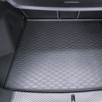 Rigum přesný gumový koberec do kufru BMW X3 / X3e PHEV (G45) -- od roku výroby 2025- Rigum přesný gumový koberec do kufru BMW X3 / X3e PHEV (G45) -- od roku výroby 2025-